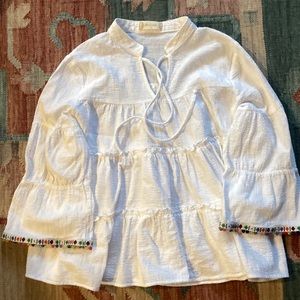 Altar’d State White Woven Tiered Peasant Top w/ Bell Sleeves size Small
